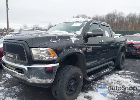2016 Ram 2500 Tradesman z USA, uszkodzony, nr VIN 3C6UR5CJ7GG106905